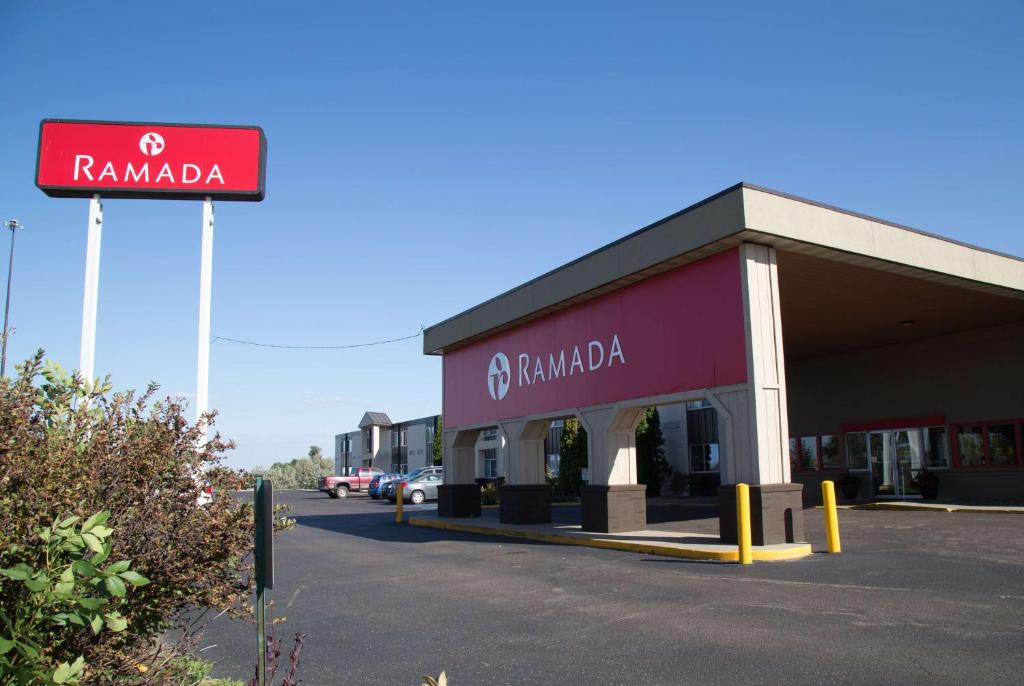 Ramada by Wyndham Bismarck Main image 1